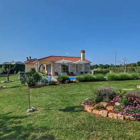 Flores In Bei Rovinj Villa