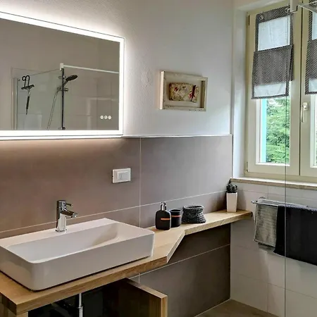 Villa Flores In Bei Rovinj Bale